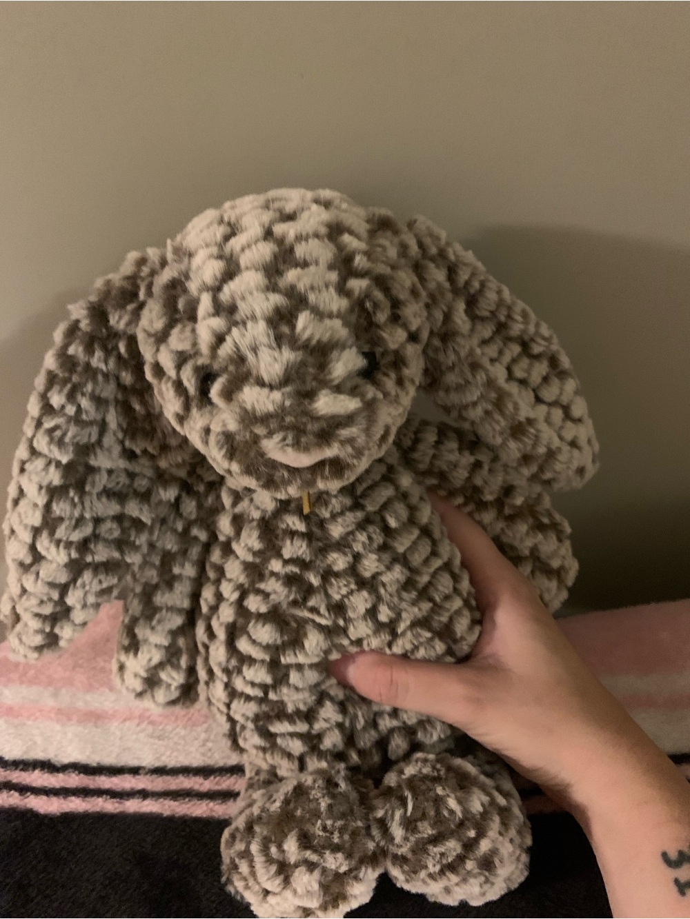 Jellycat luxe pinecone medium bashful bunny